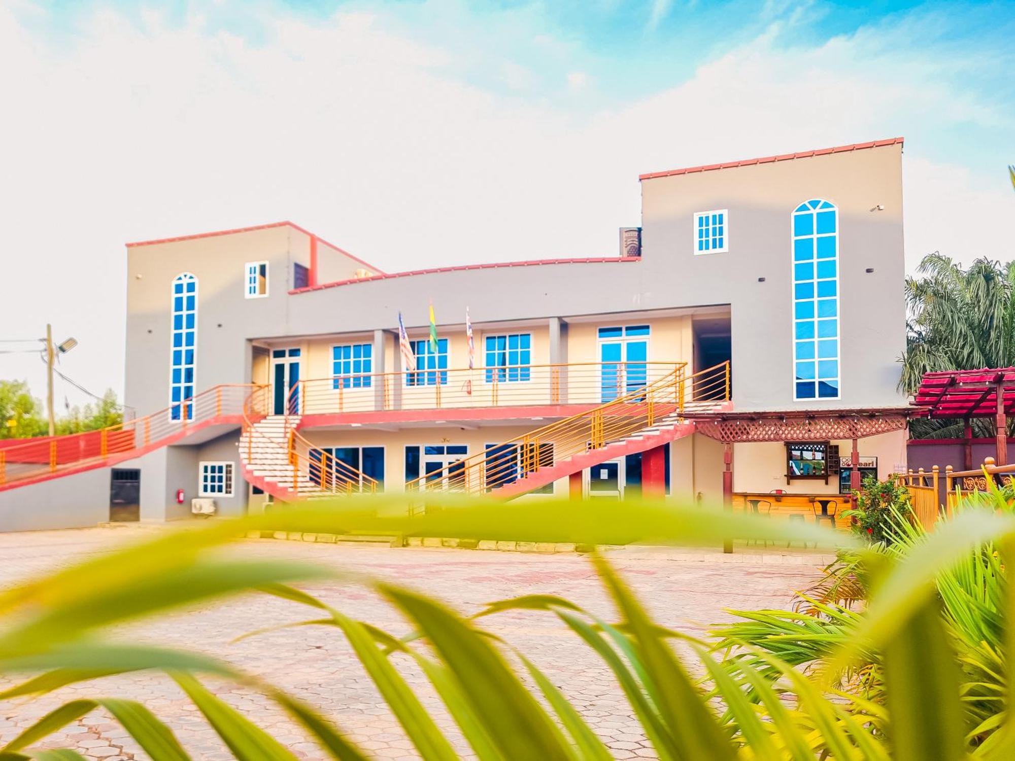 Rhogem Hotel Sekondi-Takoradi Exterior photo