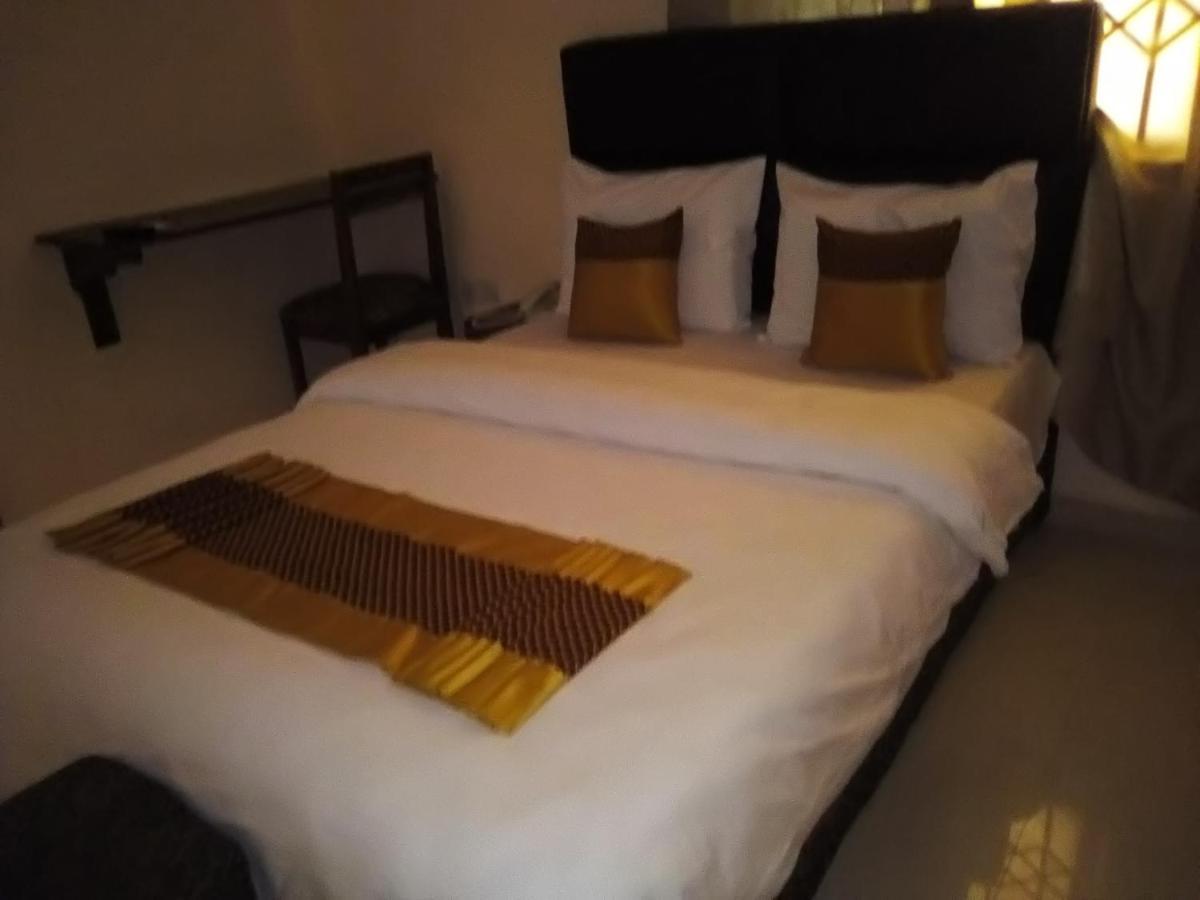 Rhogem Hotel Sekondi-Takoradi Exterior photo
