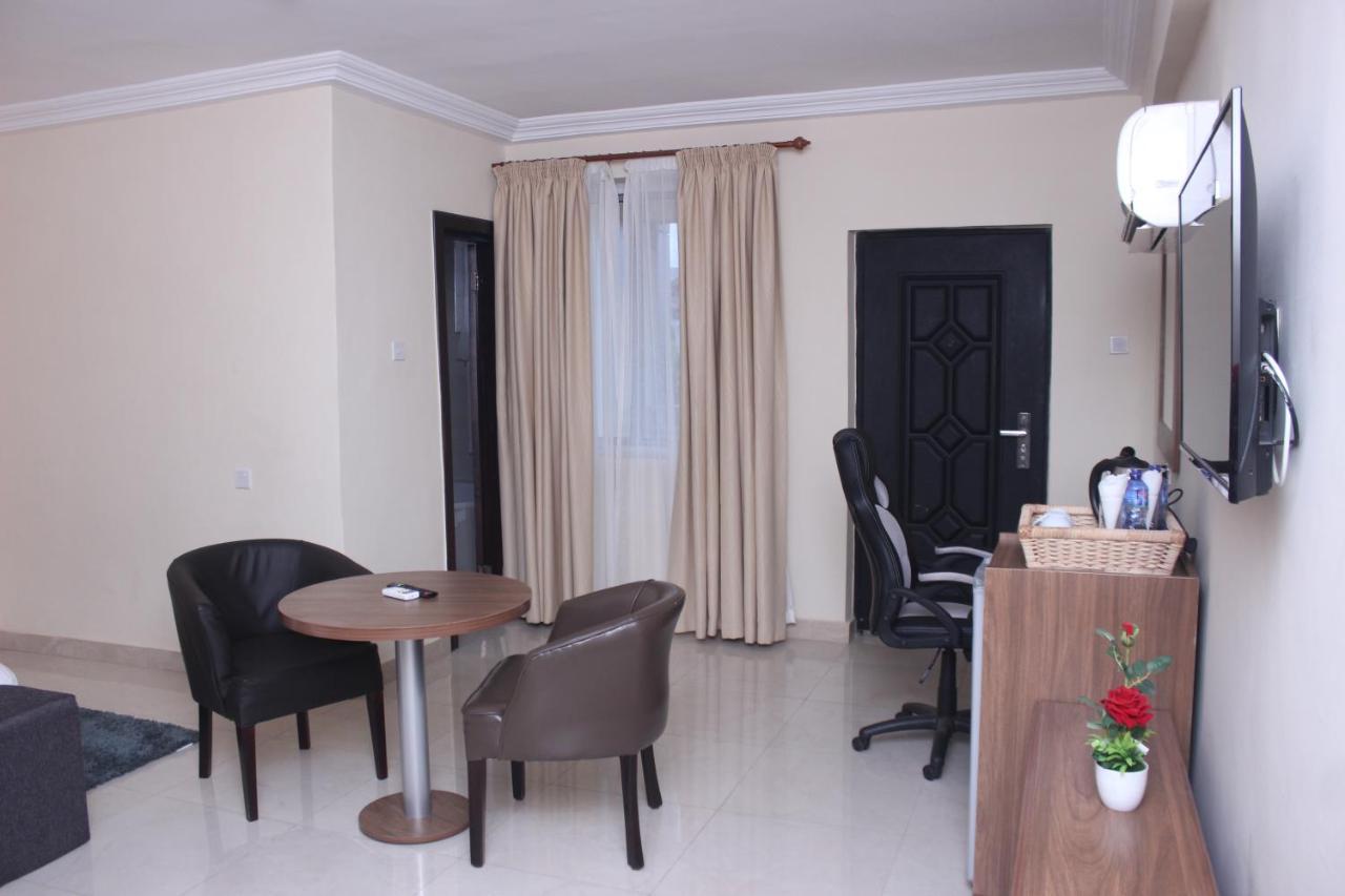 Rhogem Hotel Sekondi-Takoradi Exterior photo